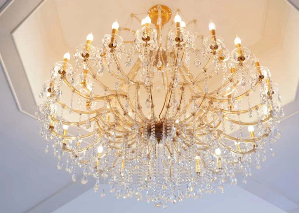 The luxury crystal chandelier